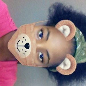 Meet your Posher, Gloria